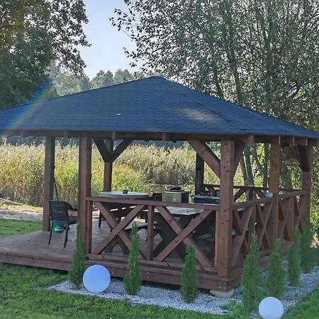 Blizniacza Natura Nad Rzeka, Apartment