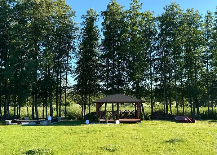 Blizniacza Natura Nad Rzeka, Apartmán Makosieje